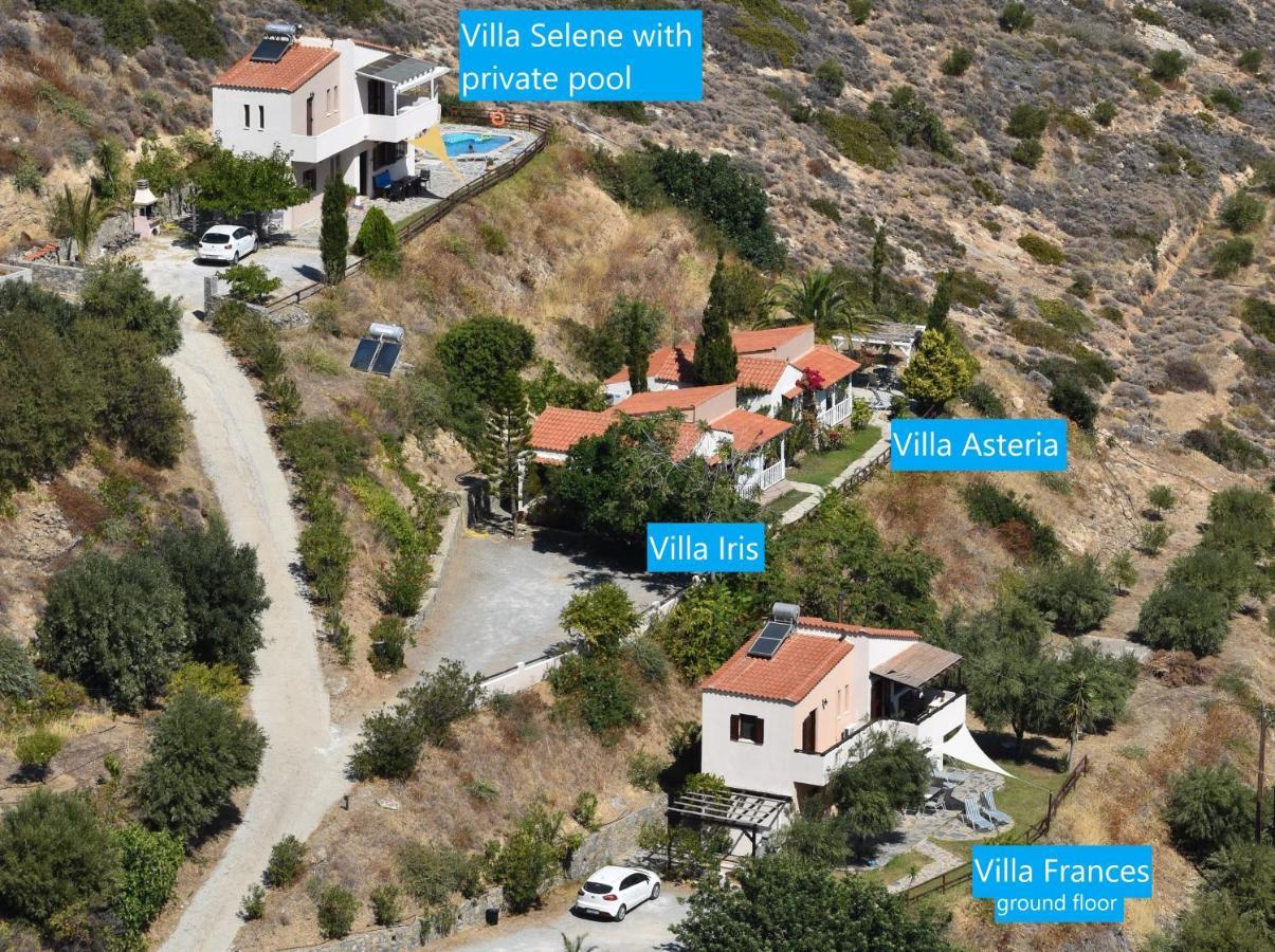 מוכלוס Vaia Villas מראה חיצוני תמונה