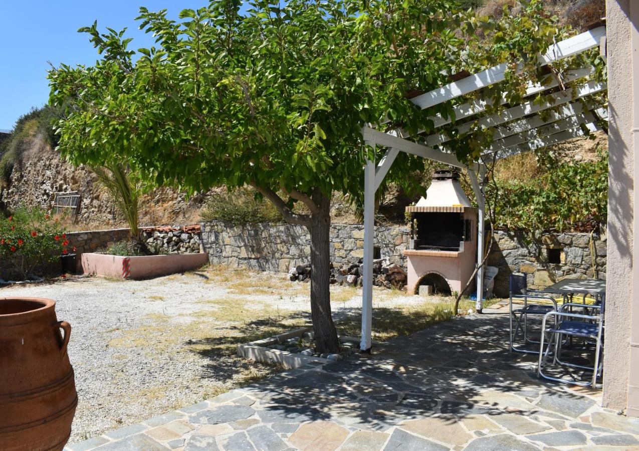 מוכלוס Vaia Villas מראה חיצוני תמונה