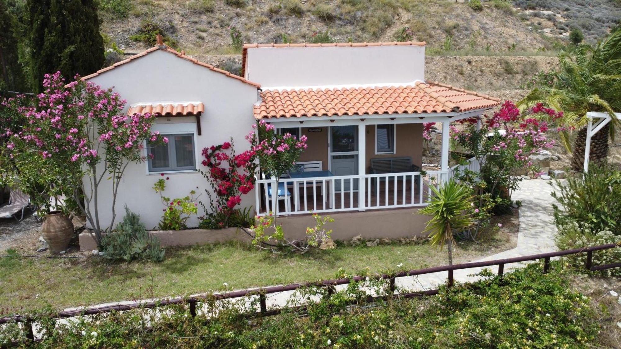 מוכלוס Vaia Villas מראה חיצוני תמונה